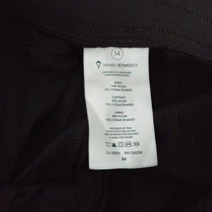 lululemon athletica Bottoms - Ivivva black dance studio crops 12 lululemon athletica Bottoms - Ivivva black dance studio crops 12
